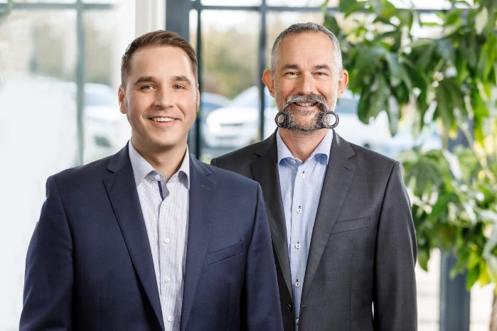 Managing Director Stefan Börsig (right) and Sales Director Thomas Engler (left) 