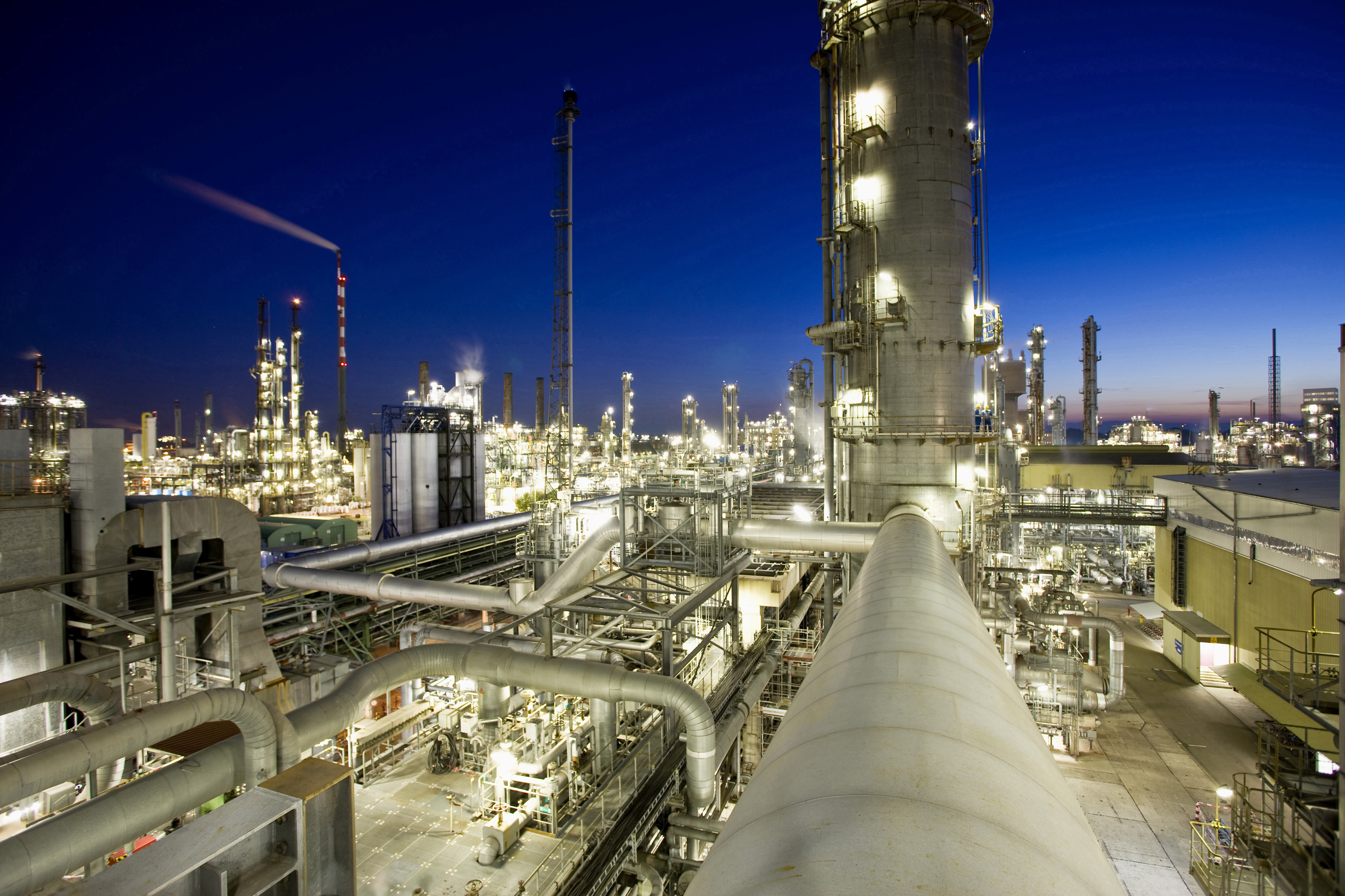 BASF invests in new semiconductor-grade sulfuric acid plant in Ludwigshafen