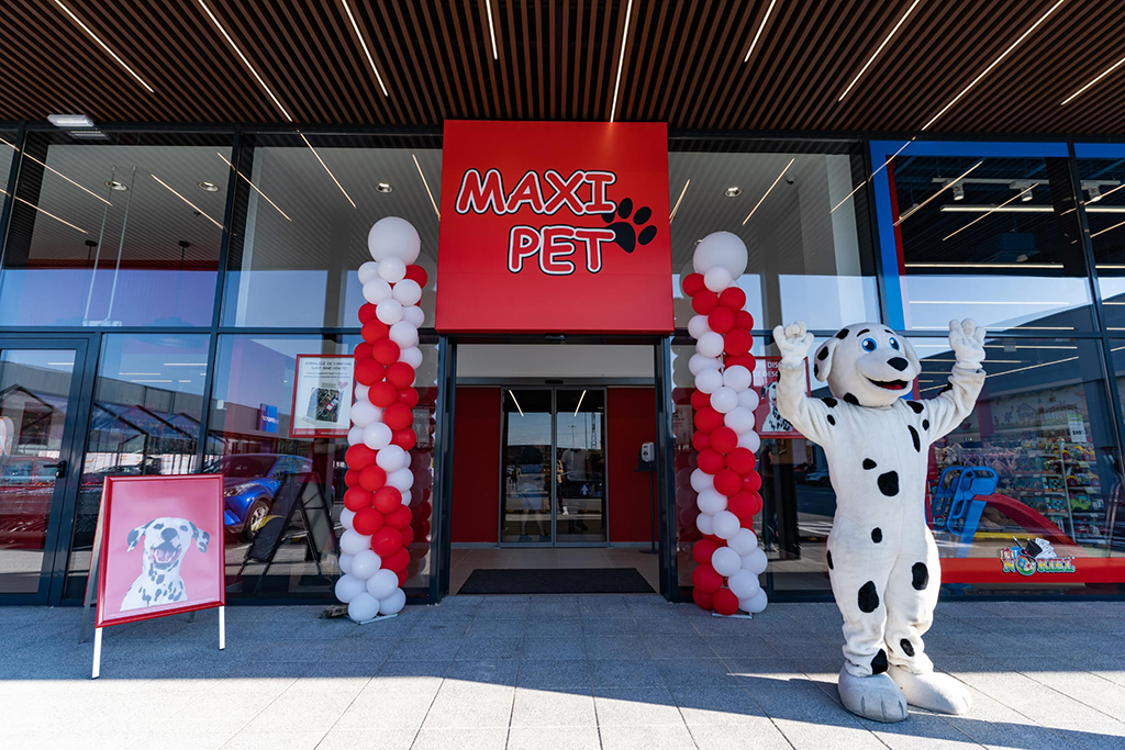 Maxi Pet opens its third pet hypermarket in Bucharest